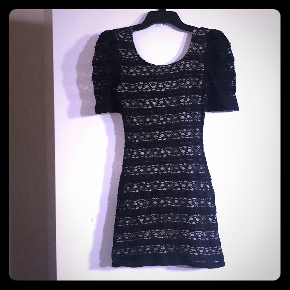 Little lace Black and Tan dress